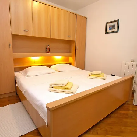 Sandro 86 Apartment