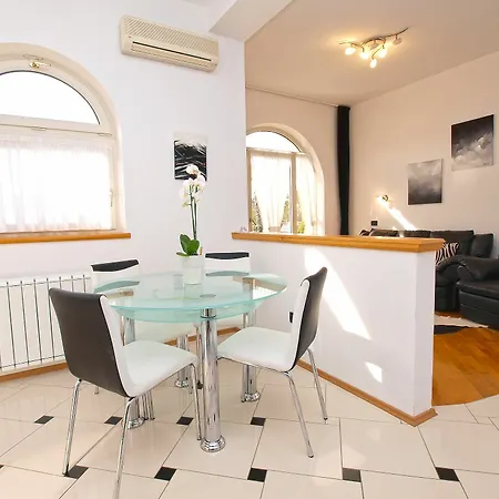 Apartment Sandro 86